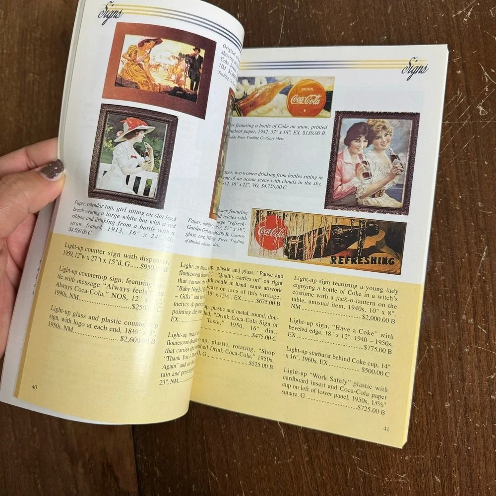 Pocket Guide to Coca-Cola B.J. Summers 2004 Identification‎ Book